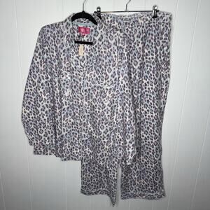 Victoria’s Secret Women’s Leopard Print Flannel Cotton Pajamas Purple XL NWT